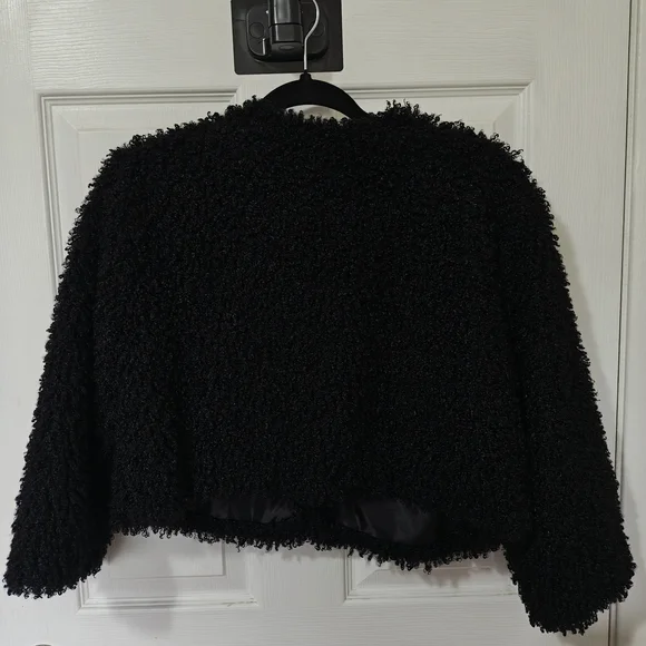 Black Cropped Textured Jacket - Picture 2 of 2